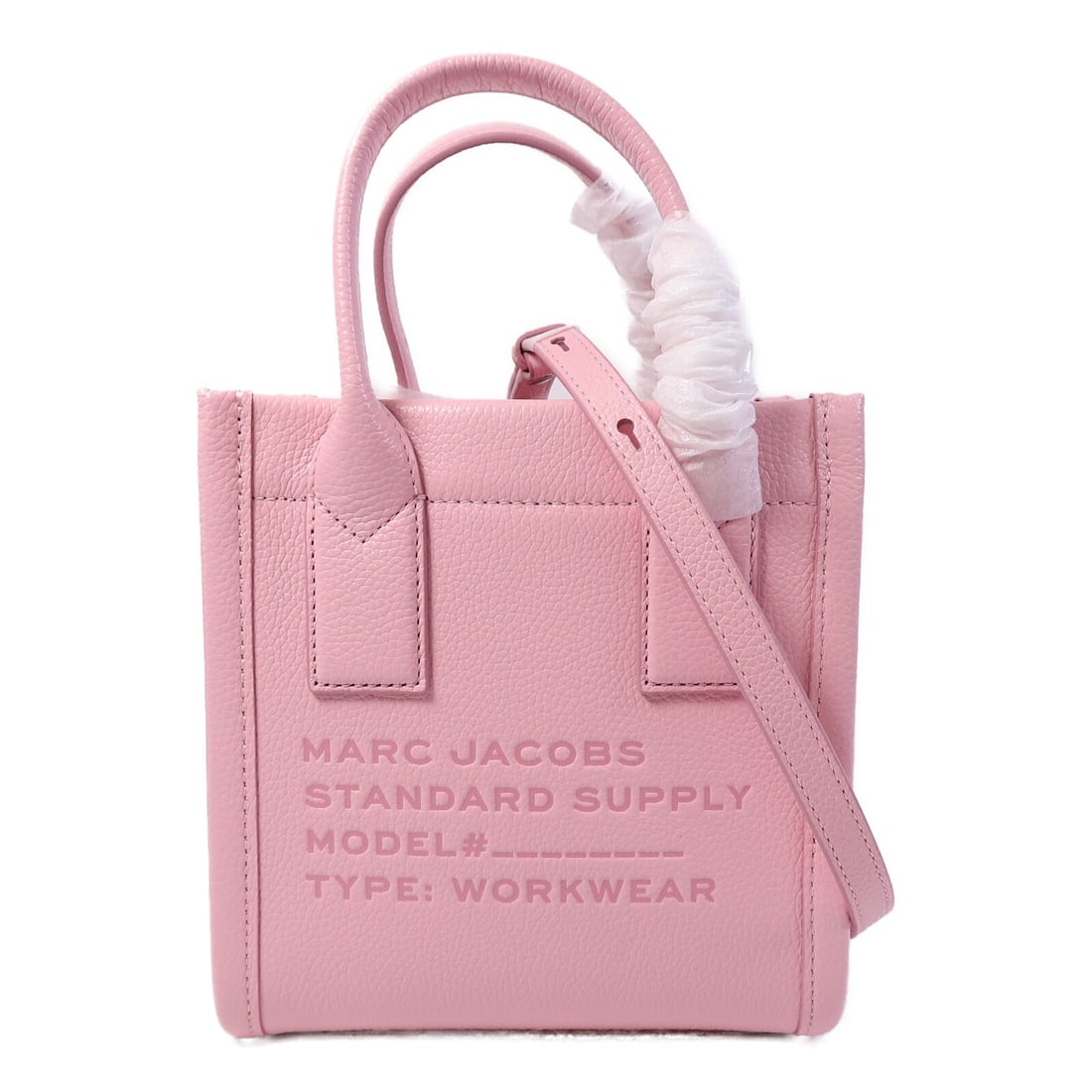 Pink Calfskin Marc Jacobs 2 Way Shoulder Bag: Pink Calfskin Marc Jacobs 2 Way Shoulder Bag This MARC JACOBS 2-way shoulder bag is crafted from pink calfskin leather, offering both style and versatility. The design allows it to be worn as a should