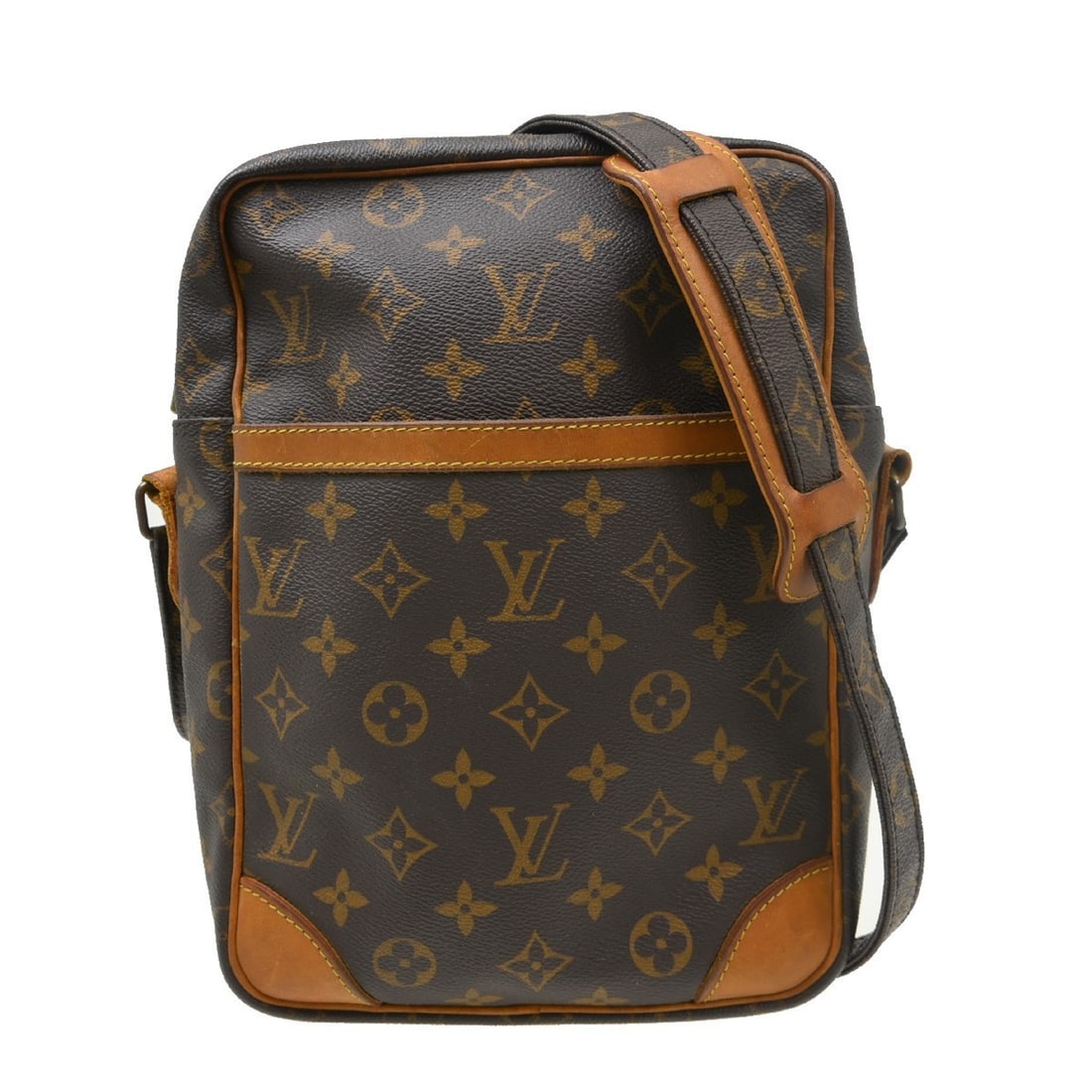 Louis Vuitton Danube MM Monogram Crossbody Bag M45264: Louis Vuitton Danube MM Monogram Crossbody Bag M45264 This Louis Vuitton Danube MM shoulder bag features the iconic monogram canvas leather exterior with brown leather trim and an adjustable crossbody