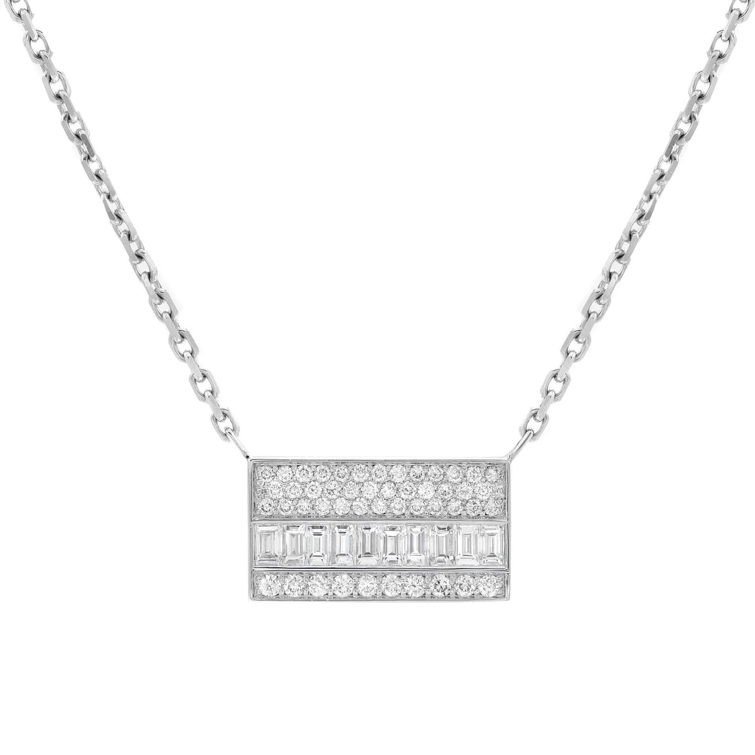 Messika 0.72ct Liz Diamond Pendant Necklace 18K White Gold 17 Inch: Messika 0.72ct Liz Diamond Pendant Necklace 18K White Gold 17 Inch Elevate your style with this exquisite Messika Liz diamond pendant chain necklace, beautifully crafted in lustrous 18K white gold. Th
