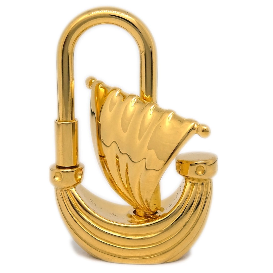 L' Air de Paris Yacht Cadena Gold-Plated Charm Limited Edition 2006: L' Air de Paris Yacht Cadena Gold-Plated Charm Limited Edition 2006 This is a limited edition Hermes L'Air de Paris Yacht Cadena lock bag charm from 2006. Crafted in France from gold-plated material, 