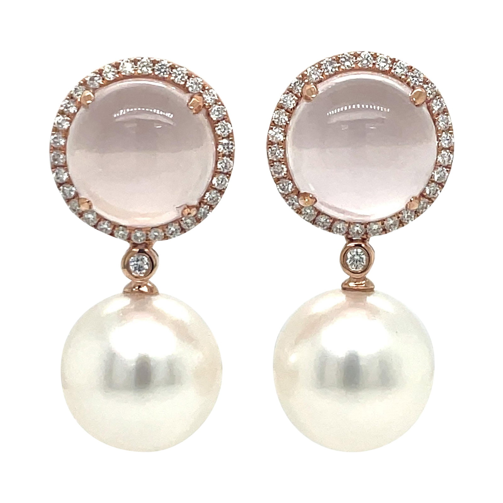 Harbor Diamonds 18K Rose Gold Quartz Pearl Drop Earrings 12.20 Carats: Harbor Diamonds 18K Rose Gold Quartz Pearl Drop Earrings 12.20 Carats Elevate your style with these exquisite drop earrings crafted in 18K rose gold. Featuring two stunning round Rose Quartz stones to