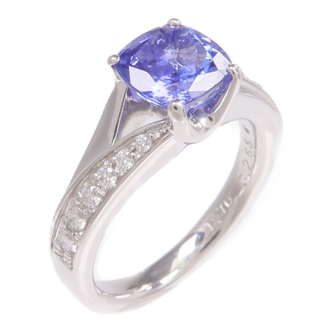 Tanzanite Diamond Pt900 Platinum Ring Size 6.25: Tanzanite Diamond Pt900 Platinum Ring Size 6.25 This elegant women's ring features a striking blue tanzanite as the main stone, set in high-quality Pt900 platinum. The ring is designed in a classic st