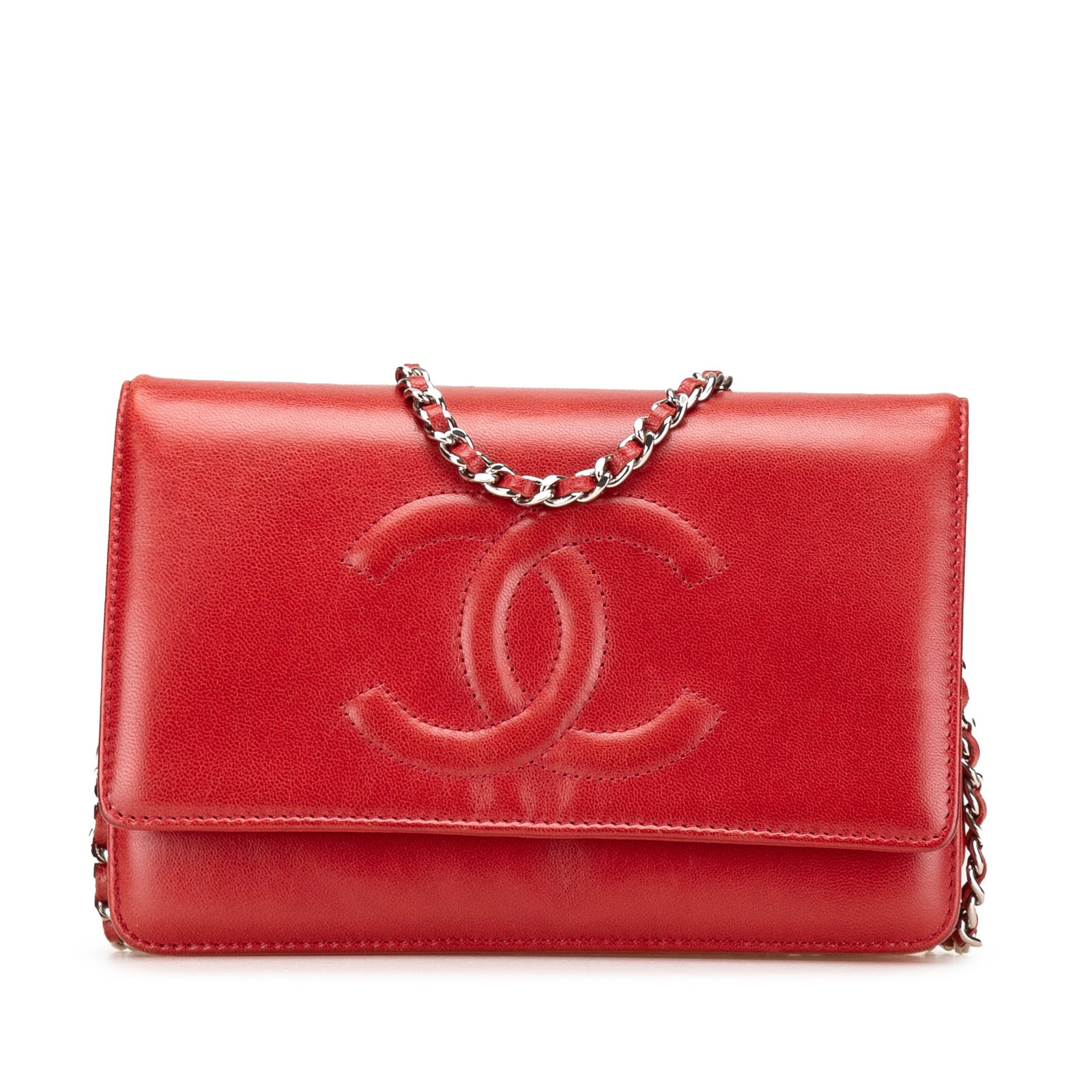 Chanel Red Caviar Leather CC Wallet On Chain with Dust Bag and Box: Chanel Red Caviar Leather CC Wallet On Chain with Dust Bag and Box The Chanel CC Calfskin Wallet On Chain is an elegant accessory crafted from luxurious caviar leather in a striking red hue. It featur