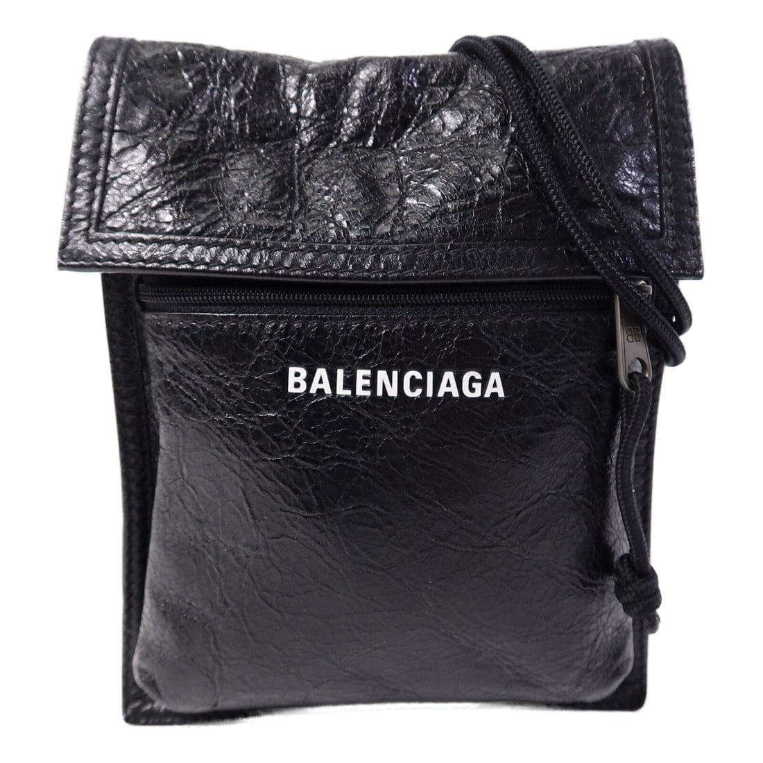 Balenciaga Black Calfskin Women Shoulder Bag 532298: Balenciaga Black Calfskin Women Shoulder Bag 532298 This Balenciaga shoulder bag is crafted from black calfskin leather, offering a sleek and sophisticated accessory for women. With its compact design