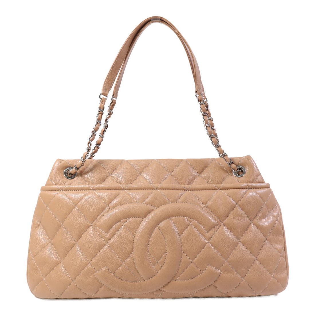 CHANEL Matelasse Shoulder Bag A67292 Beige Calfskin Leather: CHANEL Matelasse Shoulder Bag A67292 Beige Calfskin Leather This elegant CHANEL CC Matelasse Shoulder Bag is crafted from luxurious beige calfskin leather, embodying timeless style and sophistication.