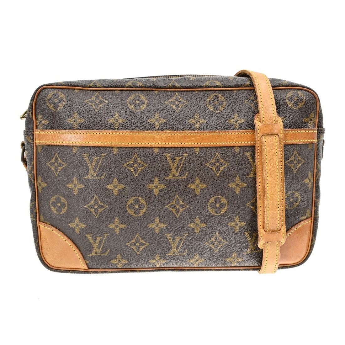 Louis Vuitton Trocadero 30 Monogram Canvas Crossbody Shoulder Bag M51272: Louis Vuitton Trocadero 30 Monogram Canvas Crossbody Shoulder Bag M51272 The Louis Vuitton Trocadero 30 is a vintage crossbody bag featuring the iconic monogram canvas exterior and a brown leather cro