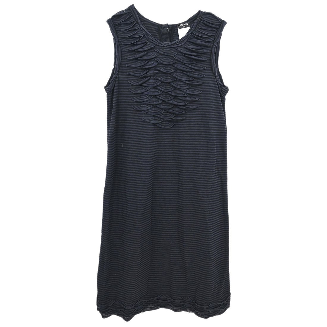 Chanel Black Sleeveless Pencil Dress Size 38 with Logo Accent: Chanel Black Sleeveless Pencil Dress Size 38 with Logo Accent This Chanel sleeveless pencil dress features a round neckline and a short length, offering a versatile option for any season. Crafted from