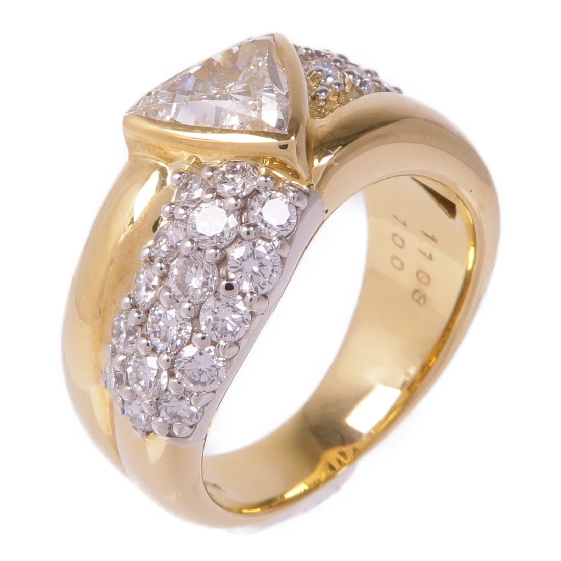 JEWELRY Diamond Ring in 18K Yellow Gold and Platinum US Size 6: JEWELRY Diamond Ring in 18K Yellow Gold and Platinum US Size 6 This exquisite diamond ring features a stunning combination of 18K yellow gold and PT900 platinum, showcasing a brilliant clear diamond a