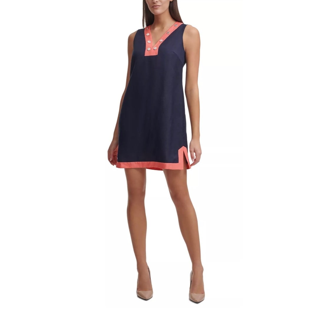 Tommy Hilfiger Petite Navy Blue Colorblocked V Neck Shift Dress 10P: Tommy Hilfiger Petite Navy Blue Colorblocked V Neck Shift Dress 10P Elevate your spring and summer wardrobe with this Tommy Hilfiger Petite Colorblocked V Neck Shift Dress in Navy Blue. This stylish d