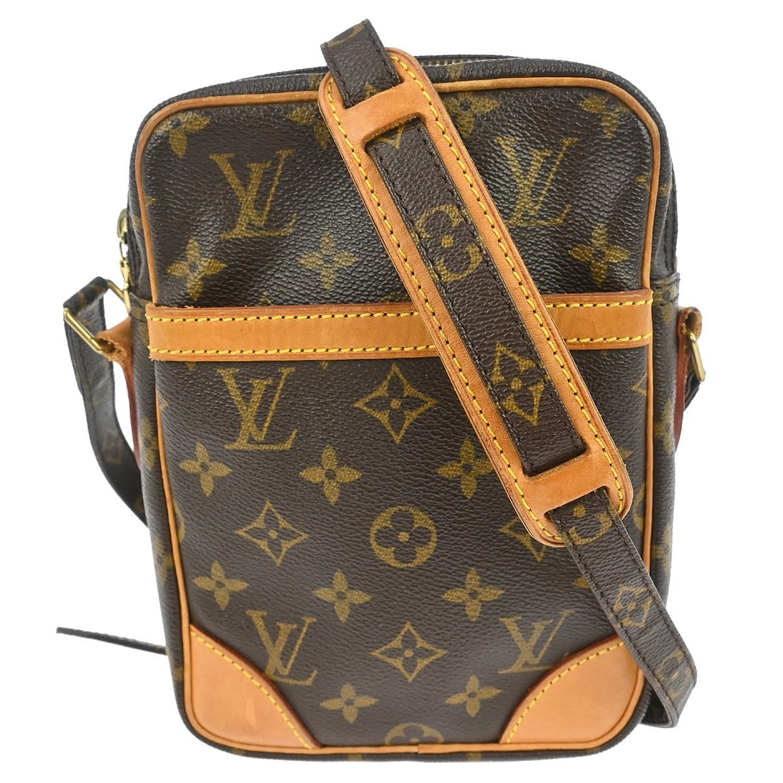 Louis Vuitton Danube Monogram Canvas Medium Crossbody Shoulder Bag M45266: Louis Vuitton Danube Monogram Canvas Medium Crossbody Shoulder Bag M45266 This Louis Vuitton Danube crossbody shoulder bag features the iconic monogram canvas leather exterior and a medium-sized silho