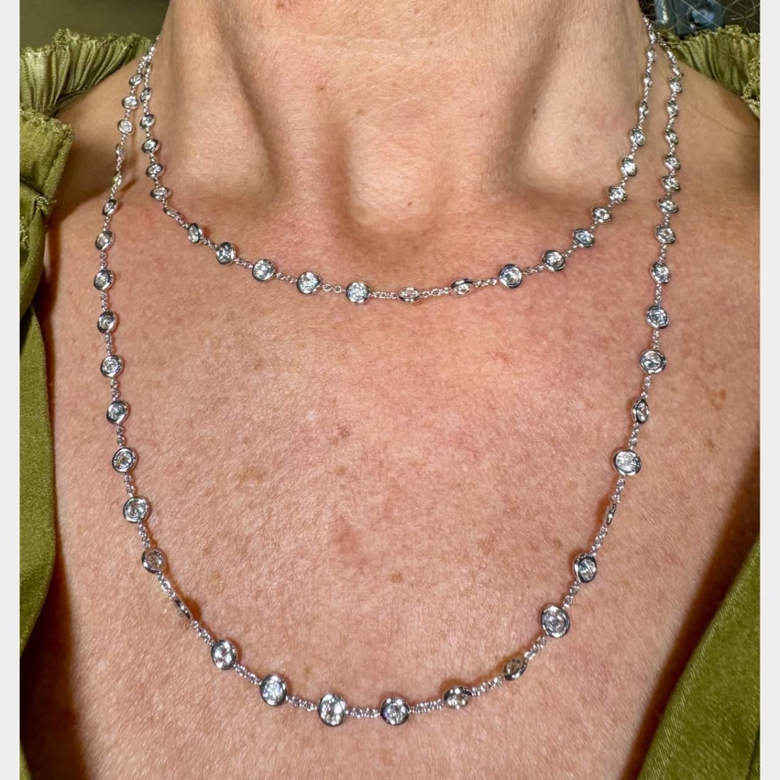 18K White Gold 10.00 Ct Diamond by the Yard Necklace 36 Inches: 18K White Gold 10.00 Ct Diamond by the Yard Necklace 36 Inches This stunning 18K White Gold Diamond by the Yard Necklace features a luxurious design with a total diamond weight of approximately 10.00 
