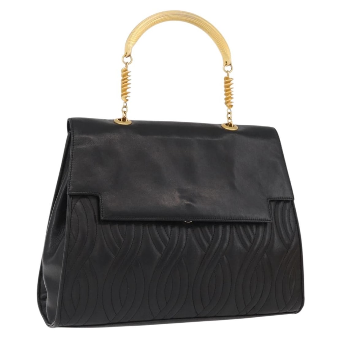 Fendi Black Leather Pasta Chain Handbag with Gold Accents and Dust Bag: Fendi Black Leather Pasta Chain Handbag with Gold Accents and Dust Bag This FENDI Pasta Chain handbag features a classic black leather exterior with gold-tone accents. Designed for women, the bag offe