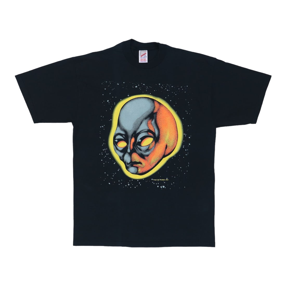 Vintage 1997 Black Alien Graphic Cotton T Shirt Extra Large: Vintage 1997 Black Alien Graphic Cotton T Shirt Extra Large This is an original vintage 1997 Alien shirt, not a modern reproduction. Made from 100% cotton in black, it features no graphics on the back