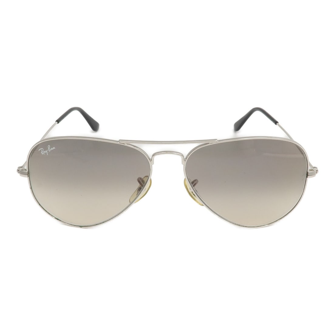 Ray-Ban RB3025 Aviator Black Metal Sunglasses: Ray-Ban RB3025 Aviator Black Metal Sunglasses These Ray-Ban Aviator Large Sunglasses RB3025 feature a classic black metal frame and are designed for men. Made in Italy, they offer a timeless style and