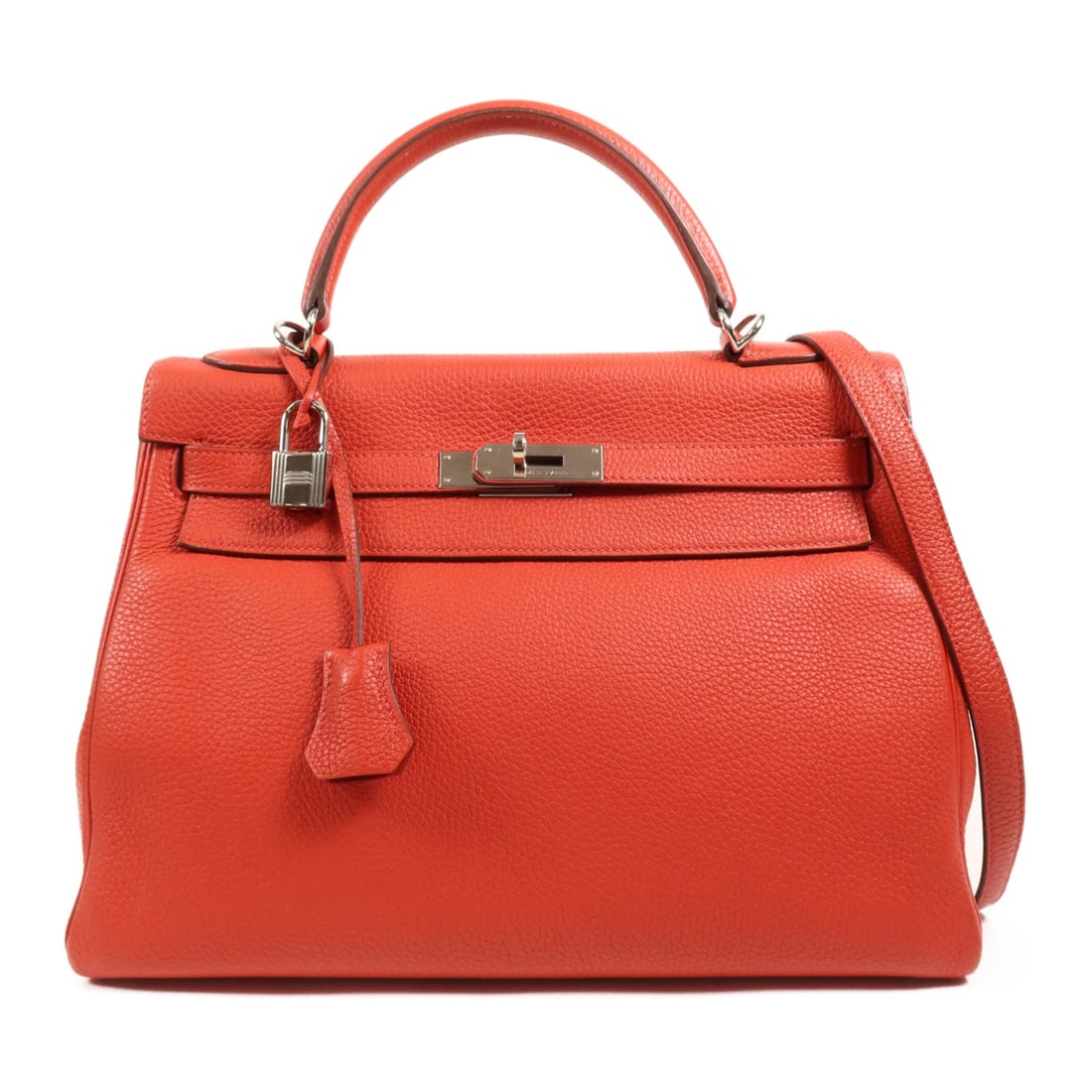 HERMES Kelly 32 2 Way Shoulder Bag Clemence Leather Rouge Casaque: HERMES Kelly 32 2 Way Shoulder Bag Clemence Leather Rouge Casaque Introducing the exquisite HERMES Kelly 32 2 Way Shoulder Bag, crafted from luxurious Clemence leather in a striking Rouge Casaque hue.