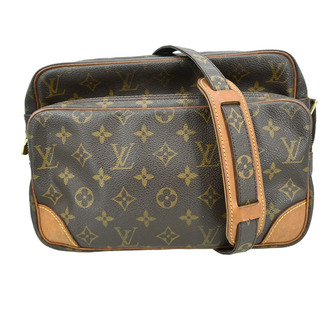 Louis Vuitton Nile Monogram M45244 Medium Brown Crossbody Shoulder Bag: Louis Vuitton Nile Monogram M45244 Medium Brown Crossbody Shoulder Bag This Louis Vuitton Nile crossbody shoulder bag features the iconic monogram canvas leather exterior with brown leather lining. Th