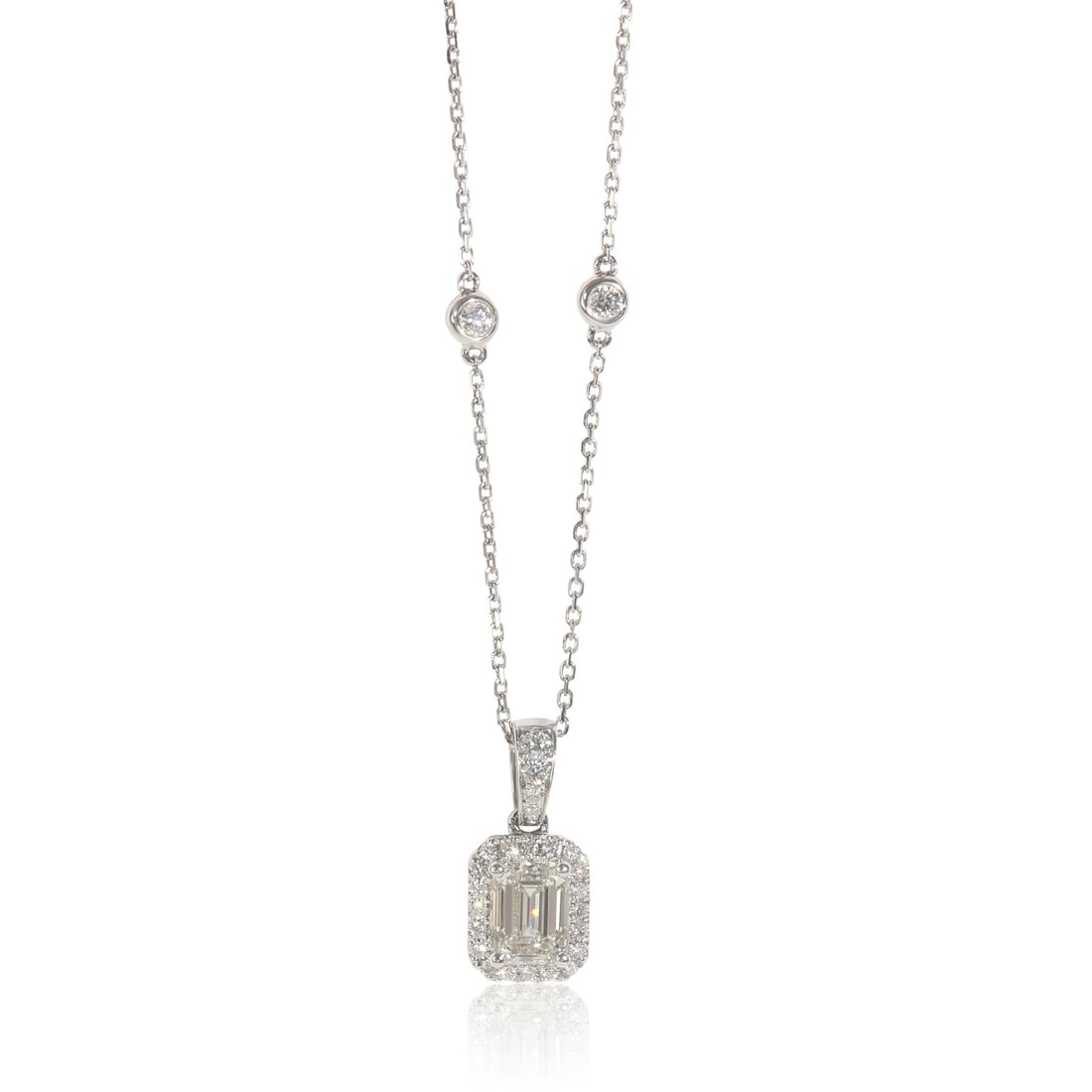 1.23ct Lab-Grown Diamond Pendant in 14K White Gold: 1.23ct Lab-Grown Diamond Pendant in 14K White Gold This stunning pendant features a round brilliant lab-grown diamond, weighing 1.00 carat, set in exquisite 14K white gold. The total carat weight of t