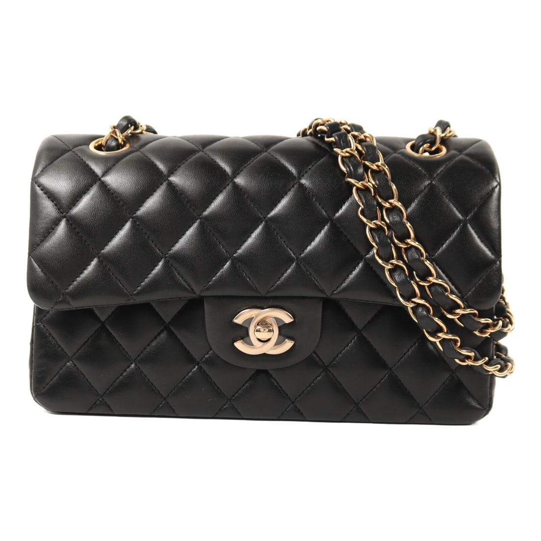 Chanel Black Lambskin CC 23 Shoulder Bag with Chain Strap A01113: Chanel Black Lambskin CC 23 Shoulder Bag with Chain Strap A01113 This CHANEL CC Classic 23 chain shoulder bag features luxurious black lambskin leather and a timeless design. Crafted for women, it off