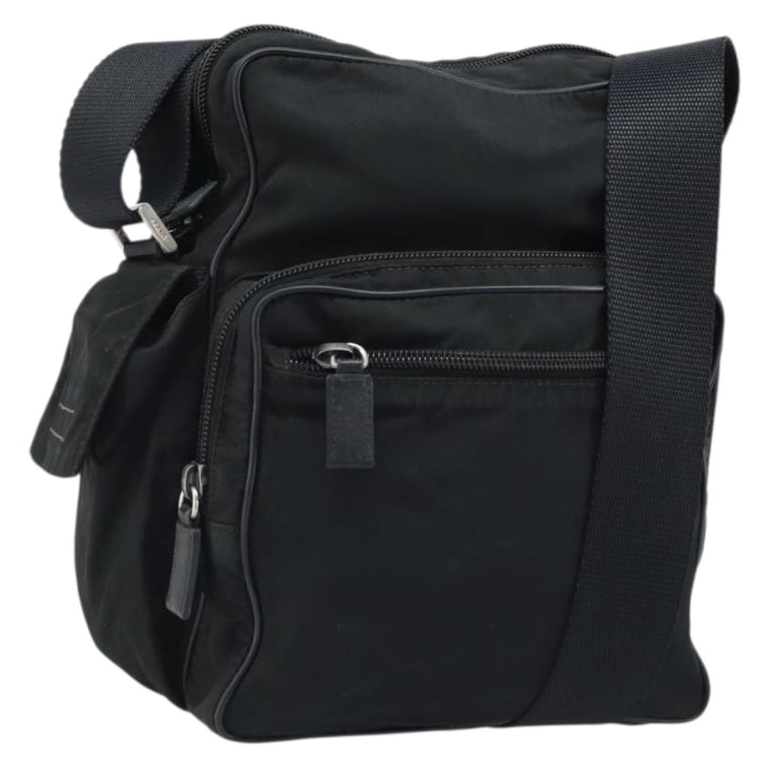 Prada Nylon Black Silver Shoulder Bag Italy: Prada Nylon Black Silver Shoulder Bag Italy This PRADA shoulder bag is crafted from black nylon with silver-tone accents. Designed for women, it features an adjustable shoulder strap and offers a prac