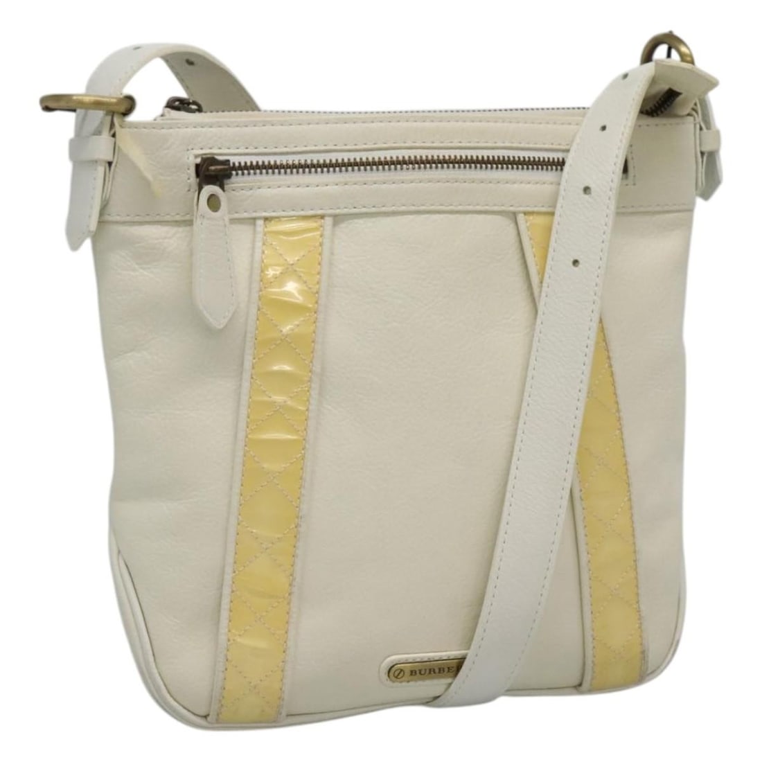 Burberry White Leather Womens Shoulder Bag Italy: Burberry White Leather Womens Shoulder Bag Italy This BURBERRY shoulder bag for women is crafted from white leather and features a classic design. It includes an adjustable shoulder strap and offers a