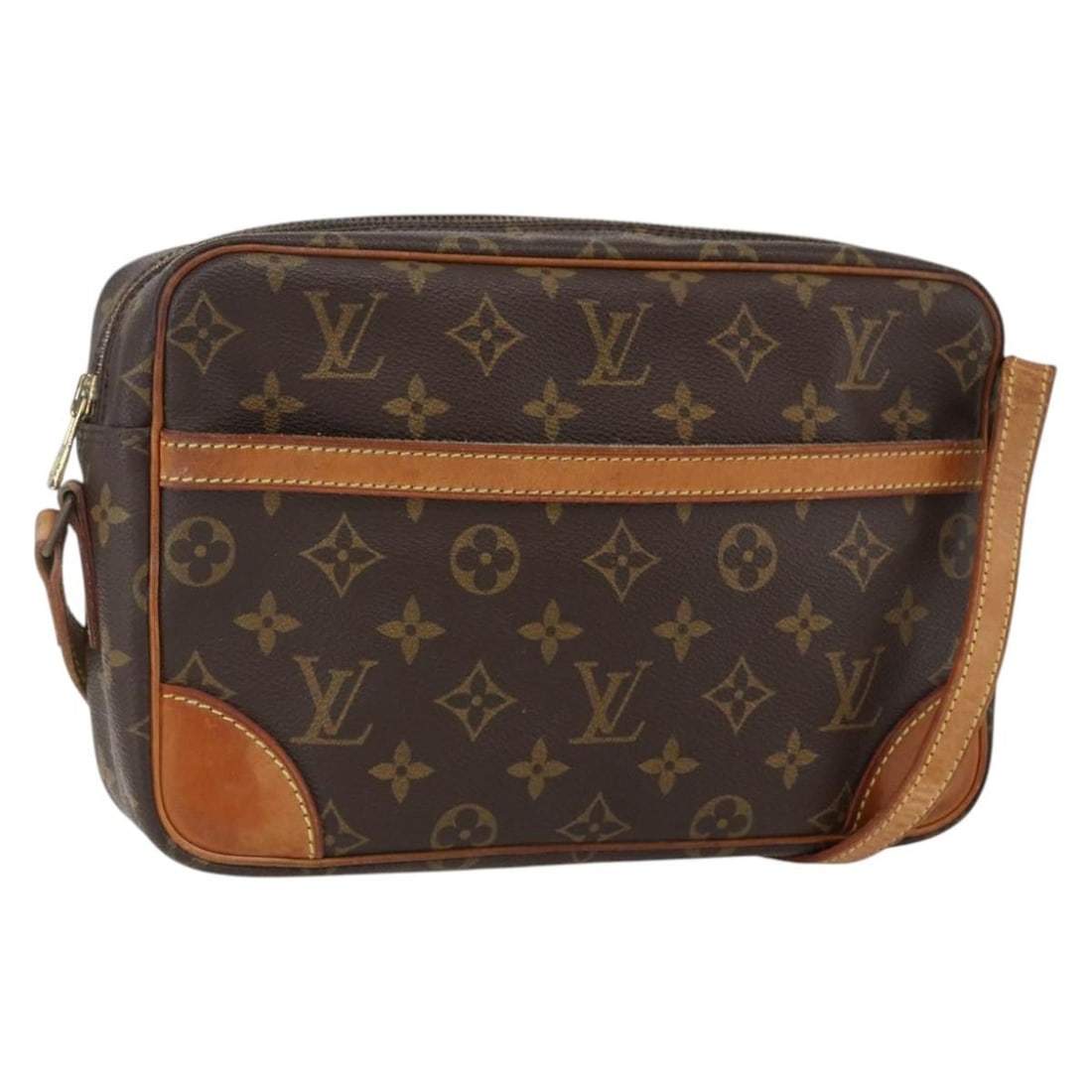 Louis Vuitton Trocadero 27 Monogram Canvas Shoulder Bag M51274 France: Louis Vuitton Trocadero 27 Monogram Canvas Shoulder Bag M51274 France This is a Louis Vuitton Monogram Trocadero 27 shoulder bag crafted from signature monogram canvas. The bag features an adjustable 