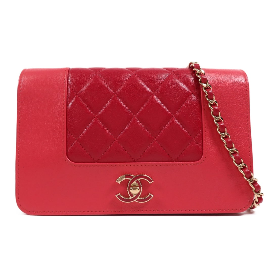 CHANEL Pink Calfskin Wallet On Chain Shoulder Bag GHW: CHANEL Pink Calfskin Wallet On Chain Shoulder Bag GHW This exquisite CHANEL Wallet On Chain (WOC) shoulder bag is crafted from luxurious calfskin leather in a charming pink hue. With its elegant desig