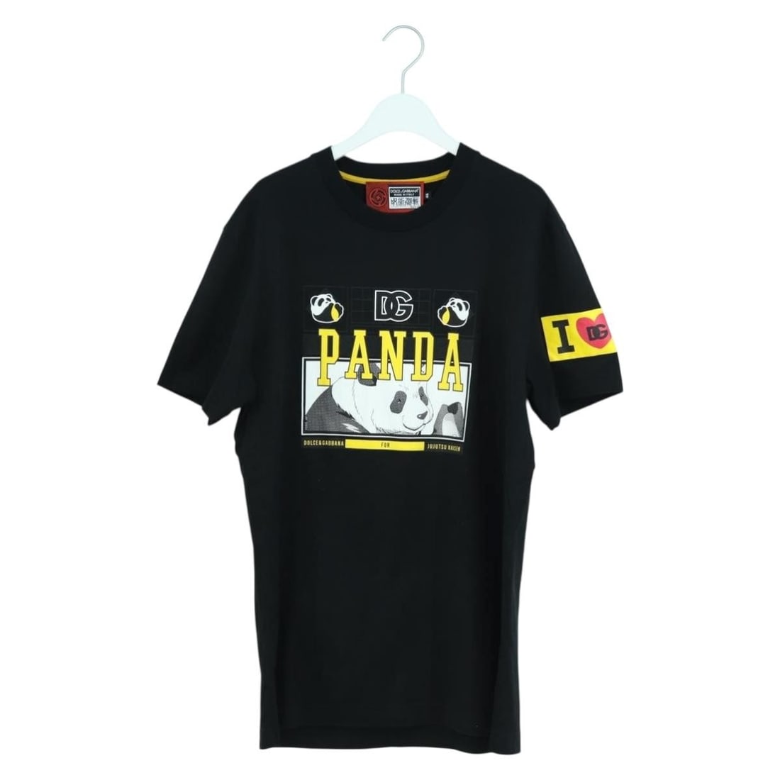 Dolce&Gabbana Panda Graphic Black Cotton Women's Short Sleeve T Shirt Italy: Dolce&Gabbana Panda Graphic Black Cotton Women's Short Sleeve T Shirt Italy This DOLCE&GABBANA x Jujutsu Kaisen Panda short-sleeved T-shirt features a stylish black color and is crafted from 100% cott
