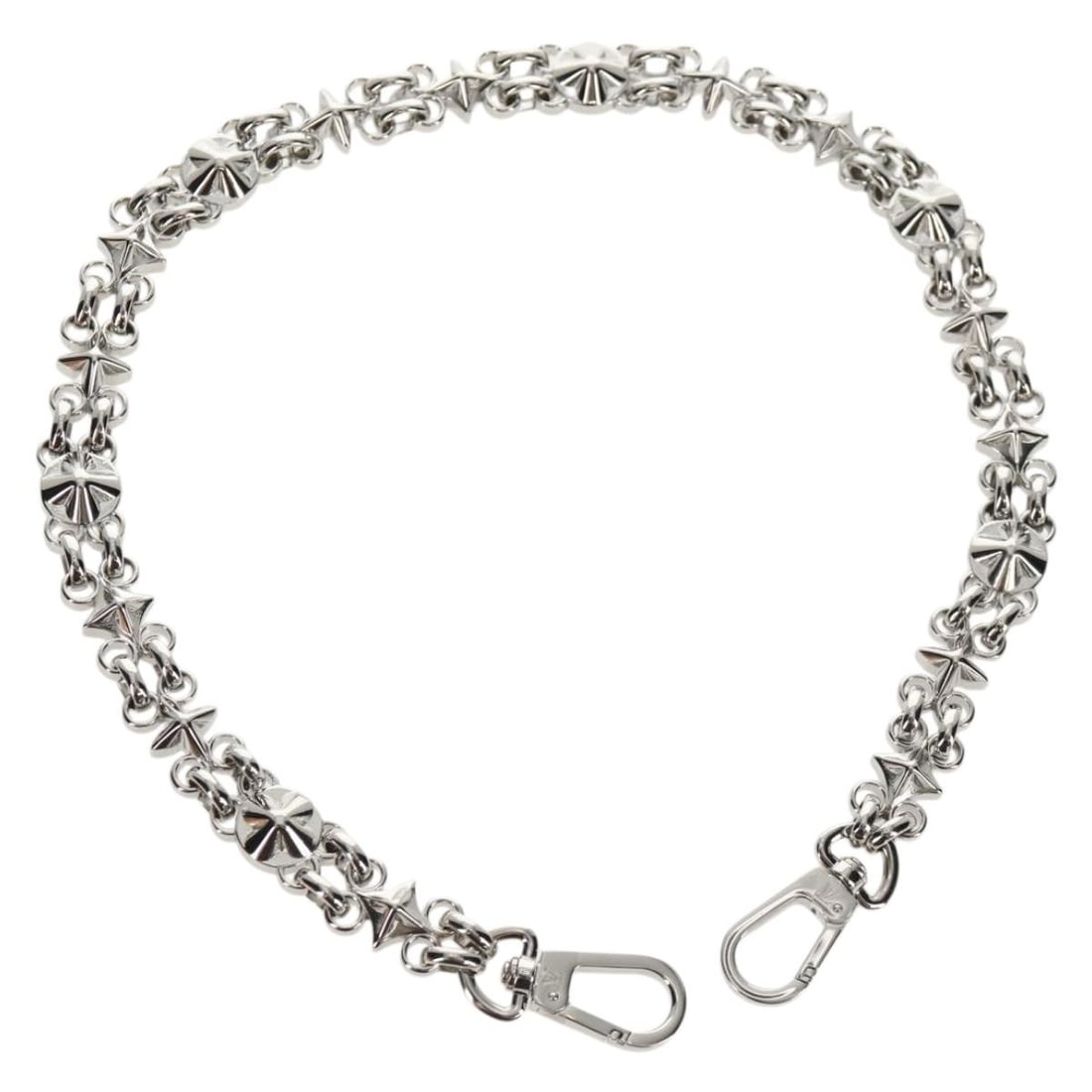 Louis Vuitton Silver Metal Chain Shoulder Strap 22.4 inches Authentic: Louis Vuitton Silver Metal Chain Shoulder Strap 22.4 inches Authentic Elegant and versatile, this Louis Vuitton chain strap is crafted from durable metal in a striking silver finish. Designed for shou