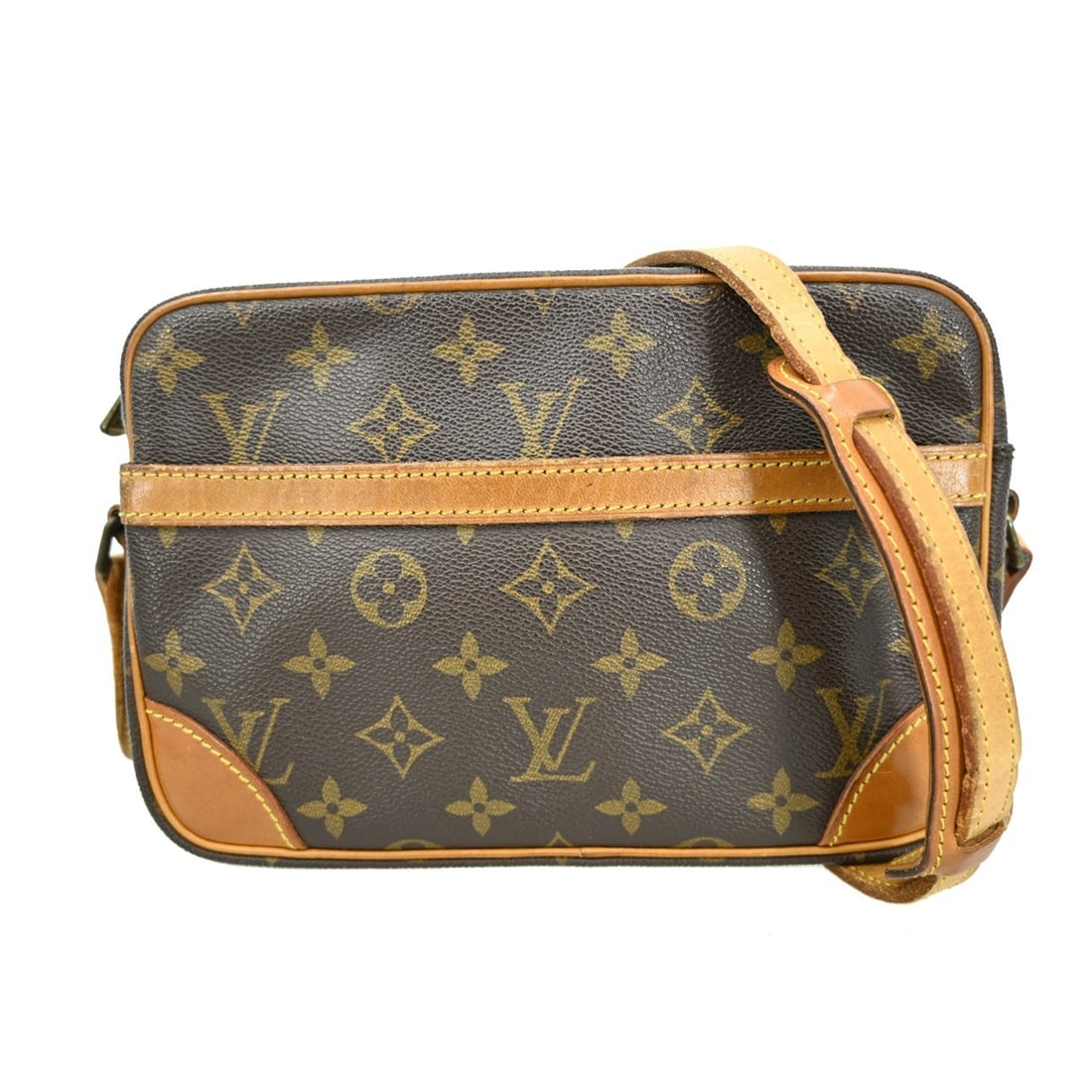 Louis Vuitton Trocadero 24 Monogram Medium Leather Shoulder Bag: Louis Vuitton Trocadero 24 Monogram Medium Leather Shoulder Bag This Louis Vuitton Trocadero 24 shoulder bag features the signature Monogram pattern in brown leather. Designed for women, this vintage 