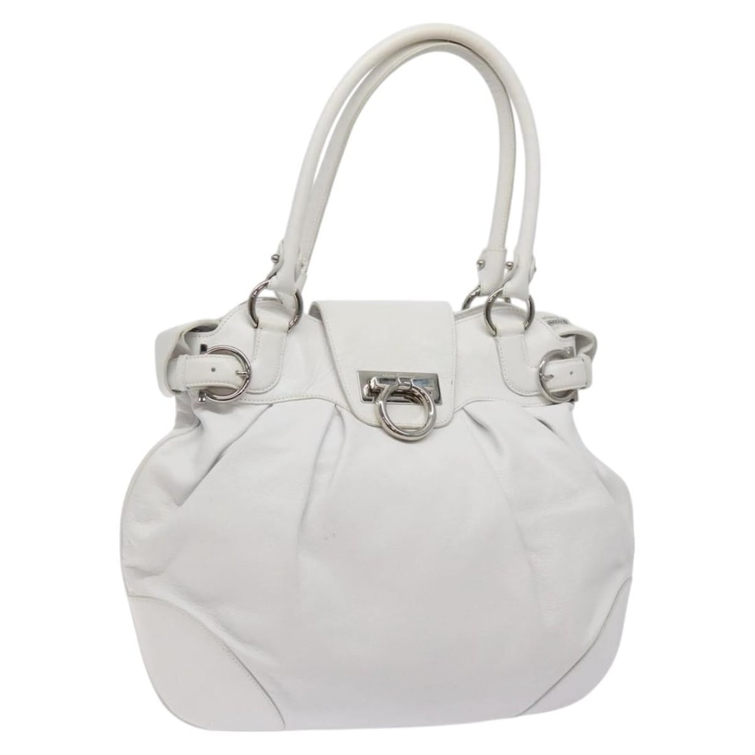 Salvatore Ferragamo White Silver Gancini Leather Shoulder Bag Auth FI-21 7338: Salvatore Ferragamo White Silver Gancini Leather Shoulder Bag Auth FI-21 7338 This elegant Salvatore Ferragamo Gancini Shoulder Bag is crafted from high-quality leather in a sophisticated white and si