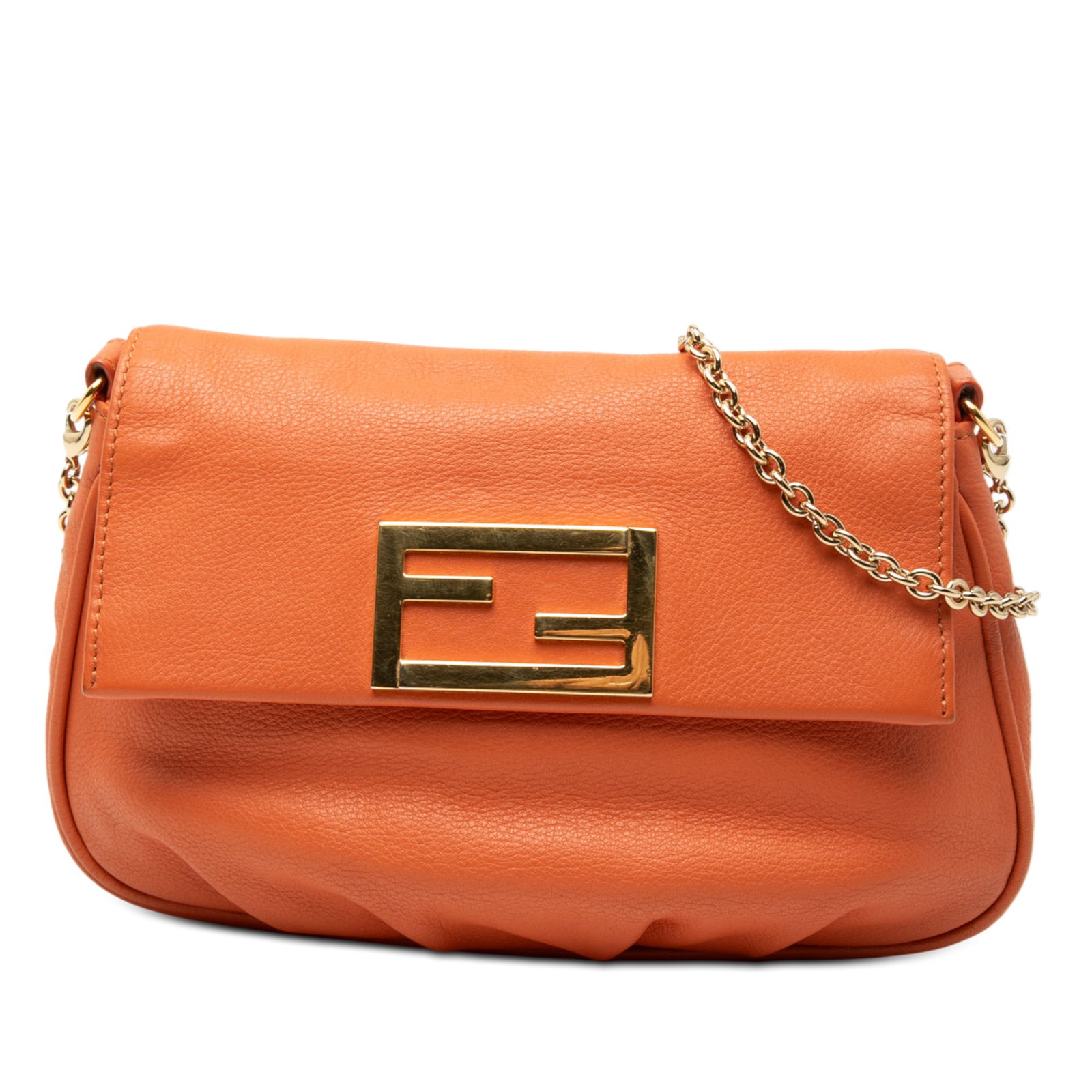 Fendi Fendista Orange Leather Chain Strap Crossbody Bag: Fendi Fendista Orange Leather Chain Strap Crossbody Bag This Fendi Fendista Pochette Crossbody features a calf leather body in orange, complemented by a chain link strap. The bag is designed with a fr