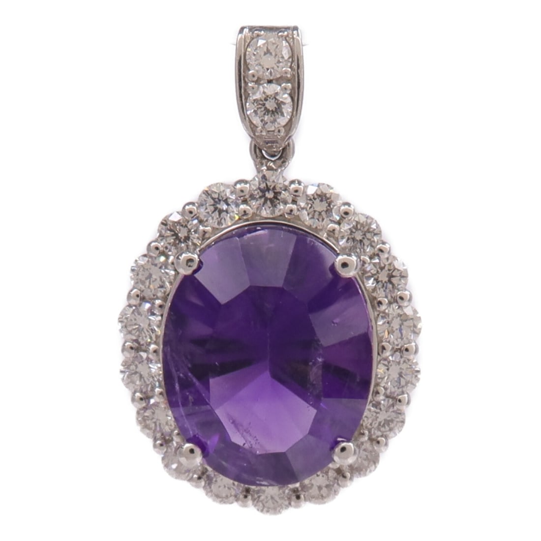 Amethyst Pendant in Pt950 Platinum with Diamond Accent: Amethyst Pendant in Pt950 Platinum with Diamond Accent This pendant top features a vibrant purple amethyst as the main stone, set in high-purity Pt950 platinum. Designed in a classic style, it showcas