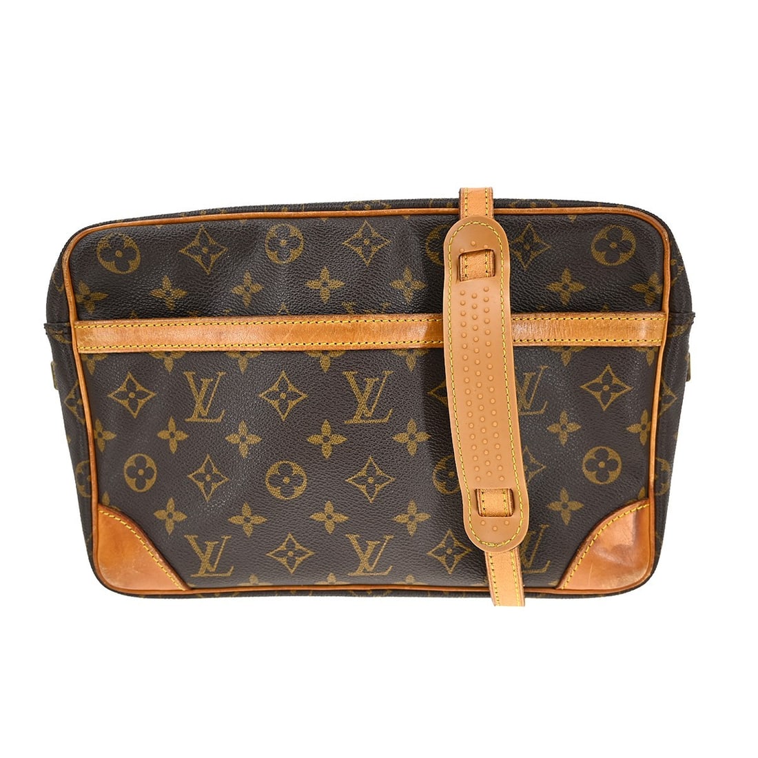 Louis Vuitton Trocadero 30 Monogram Canvas Crossbody Shoulder Bag M51272: Louis Vuitton Trocadero 30 Monogram Canvas Crossbody Shoulder Bag M51272 This Louis Vuitton Trocadero 30 shoulder bag features the signature Monogram canvas exterior with brown leather crossbody strap