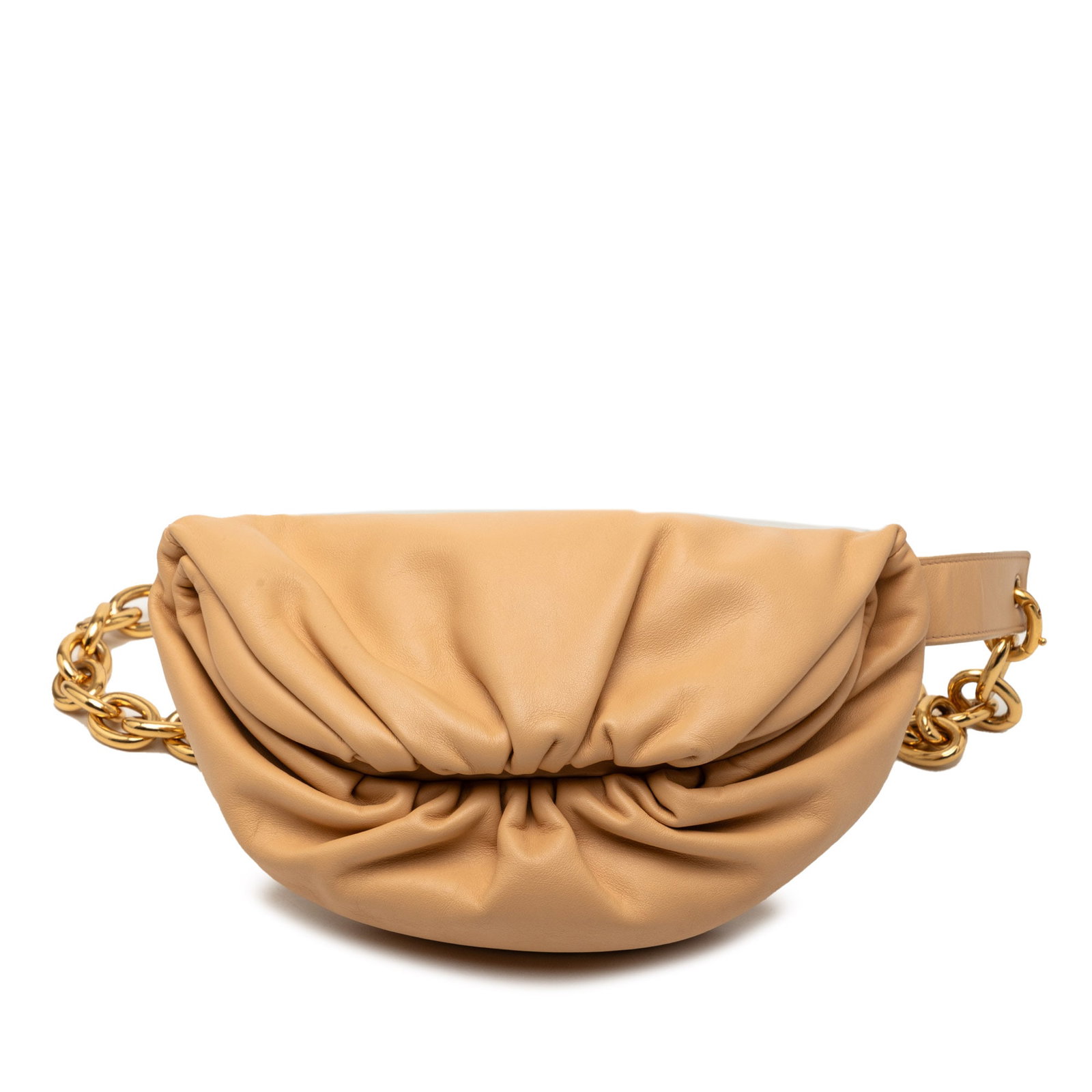 Bottega Veneta Lambskin Leather Chain Belt Pouch Bag Beige: Bottega Veneta Lambskin Leather Chain Belt Pouch Bag Beige This Bottega Veneta Belt Chain Pouch features a beige lambskin leather body with a gold-tone curb chain waist strap and a top magnetic frame 