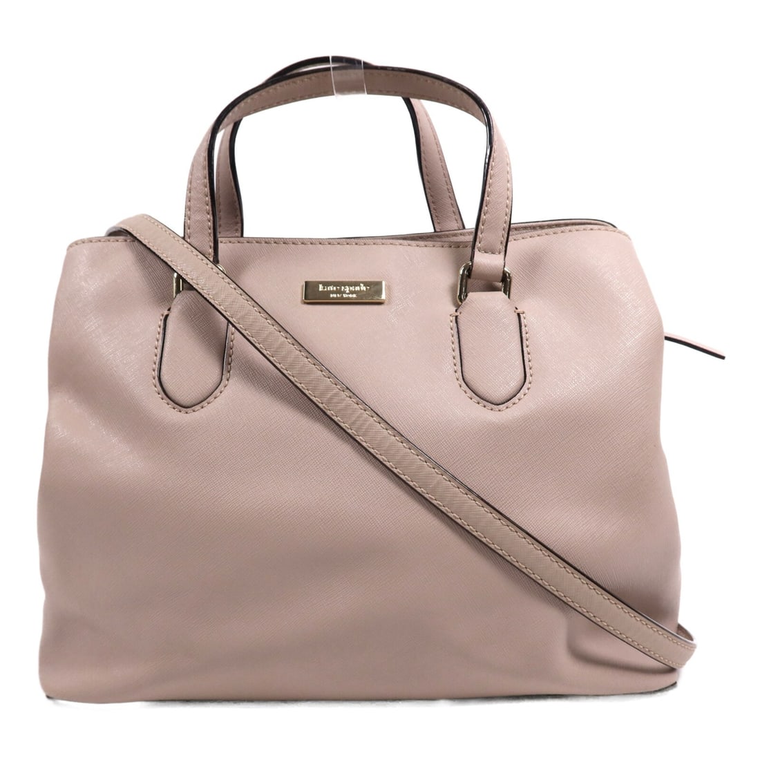 Kate Spade Beige Calfskin Leather 2 Way Shoulder Bag GHW: Kate Spade Beige Calfskin Leather 2 Way Shoulder Bag GHW Introducing the Kate Spade 2 Way Shoulder Bag, expertly crafted from high-quality calfskin leather in a sophisticated beige hue. This stylish b