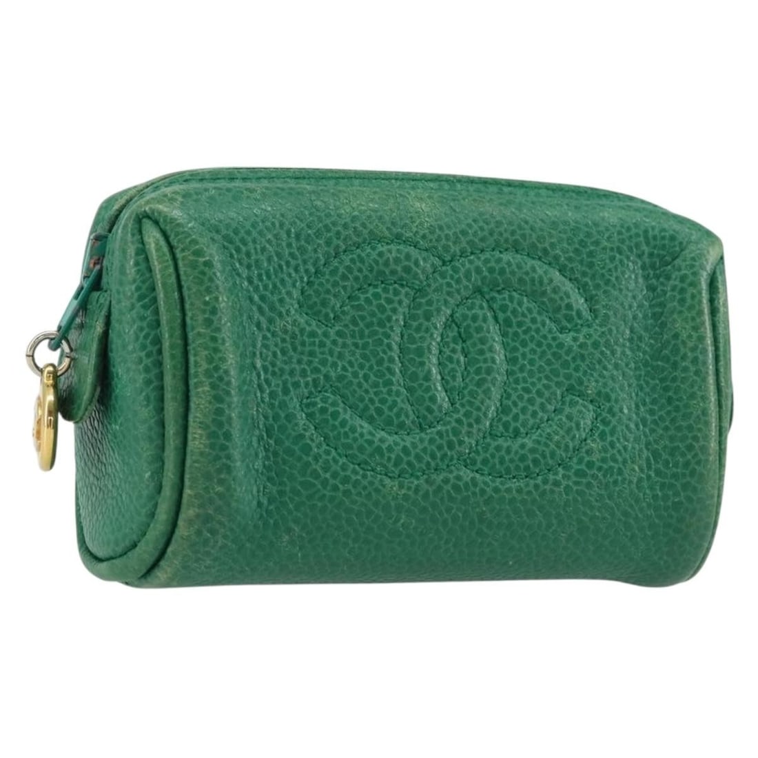 CHANEL Green Gold Coin Purse Grained Calf Skin Authentic Italy: CHANEL Green Gold Coin Purse Grained Calf Skin Authentic Italy This CHANEL coin purse is crafted from luxurious grained calfskin leather in a striking green and gold color combination. Ideal for stori
