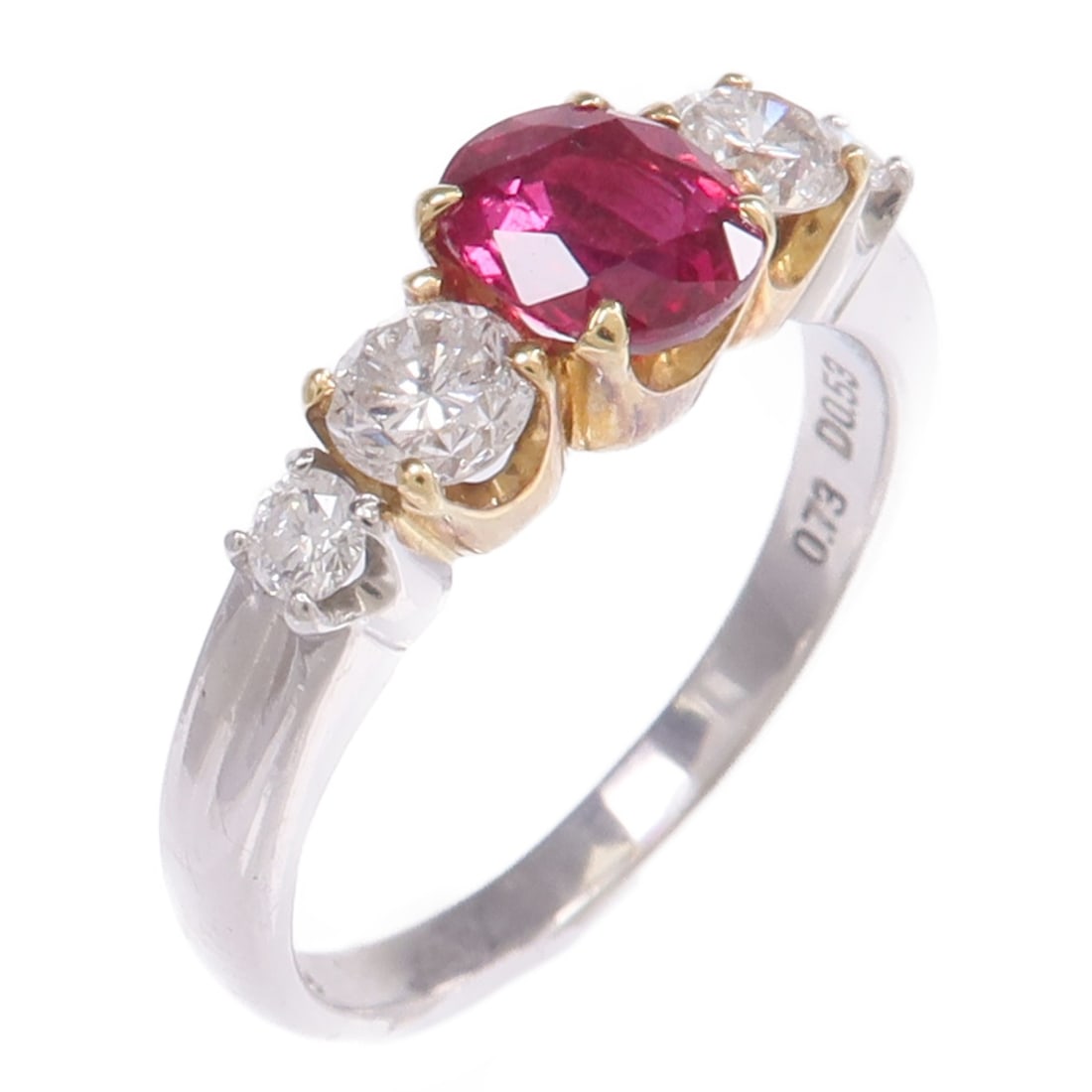 Platinum and 18K Gold Ruby Diamond Ring Size US 6: Platinum and 18K Gold Ruby Diamond Ring Size US 6 This elegant ring features a vibrant red ruby as the main stone, set in a combination of PT900 platinum and 18K yellow gold. The ring is designed in a
