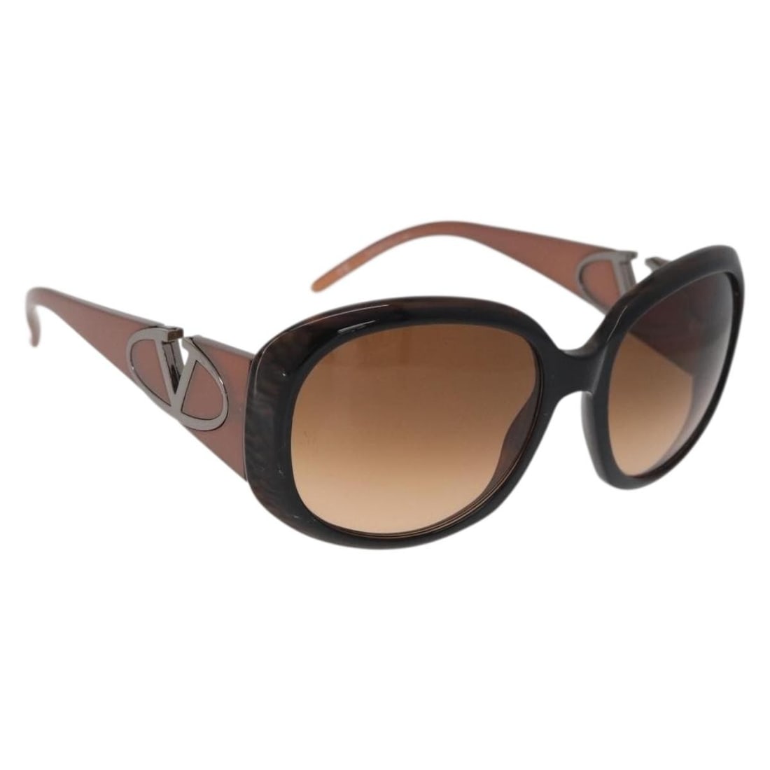 Valentino 5570 S TKY63 Brown Plastic Sunglasses with Case: Valentino 5570 S TKY63 Brown Plastic Sunglasses with Case These Valentino sunglasses feature a brown plastic frame and are designed for women. The model is 5570/S TKY63 and they are made in Italy. The