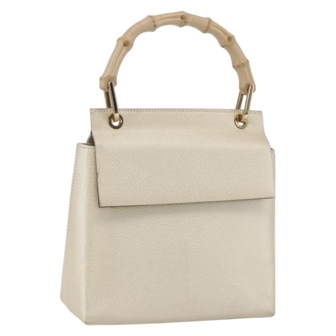 Gucci Bamboo White Leather Handbag with Gold Accents 000 1014 1888: Gucci Bamboo White Leather Handbag with Gold Accents 000 1014 1888 This GUCCI Bamboo Hand Bag features white leather with gold accents, crafted in Italy. The bag shows signs of heavy use, including lo