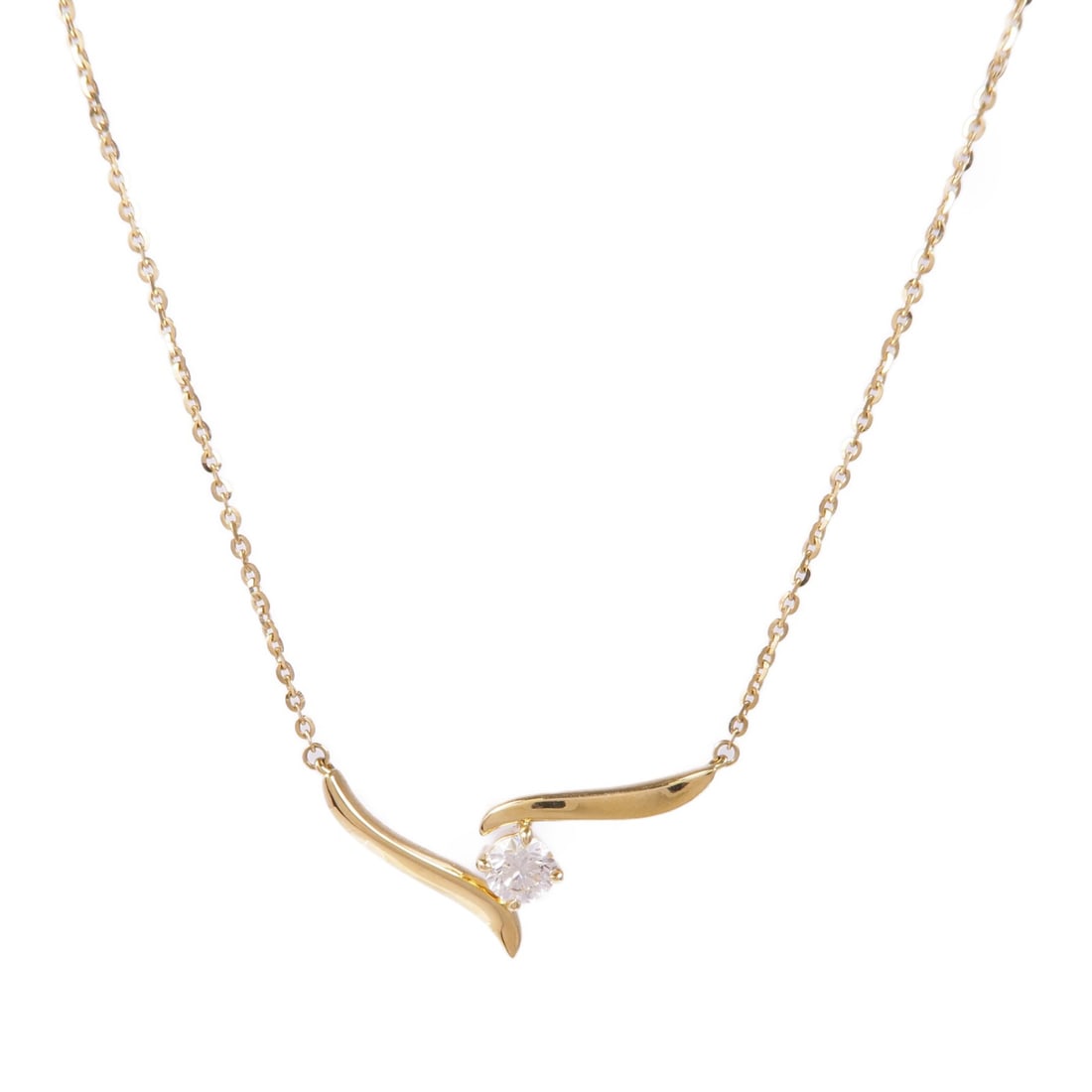 JEWELRY K18 Yellow Gold Diamond Necklace: JEWELRY K18 Yellow Gold Diamond Necklace This exquisite necklace features a stunning diamond set in luxurious 18K yellow gold, offering a timeless elegance suitable for any occasion. The clear diamond