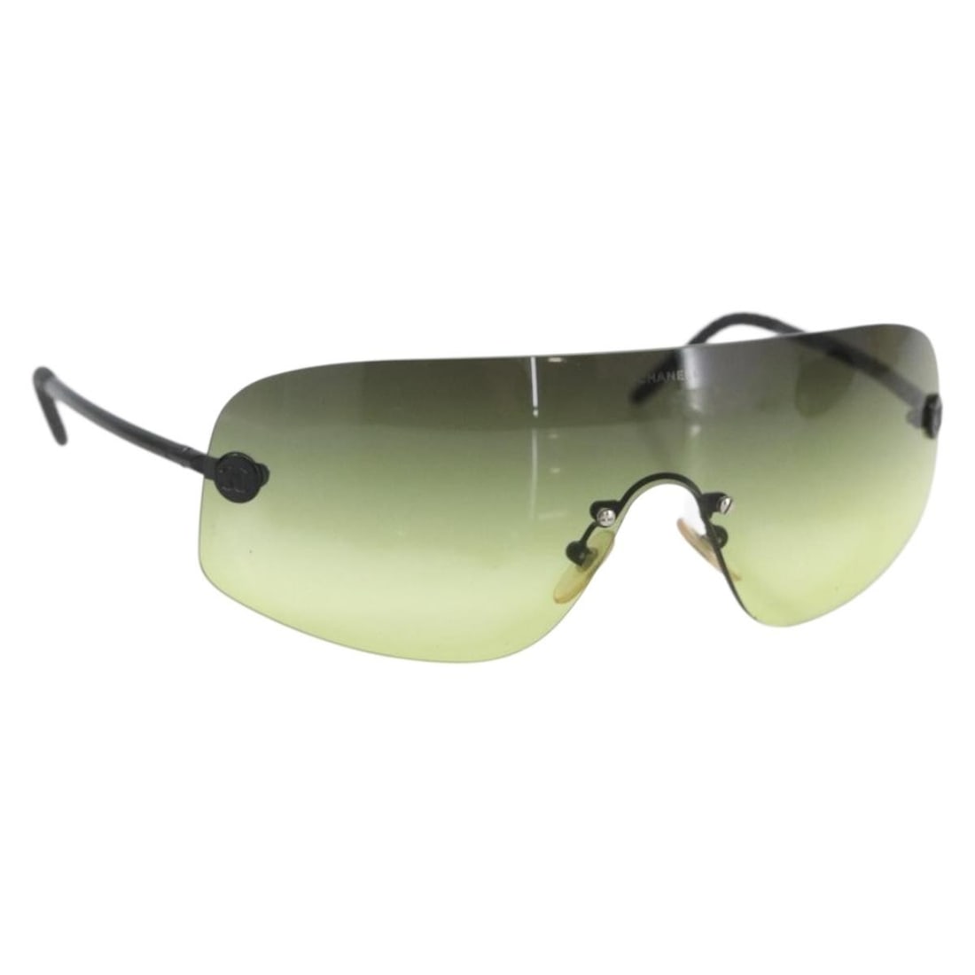 Yellow Plastic CHANEL Sunglasses with CC Logo and Case for Women: Yellow Plastic CHANEL Sunglasses with CC Logo and Case for Women These CHANEL sunglasses feature a plastic yellow frame and come with a matching sunglass case. Designed for women, they are made in Ita