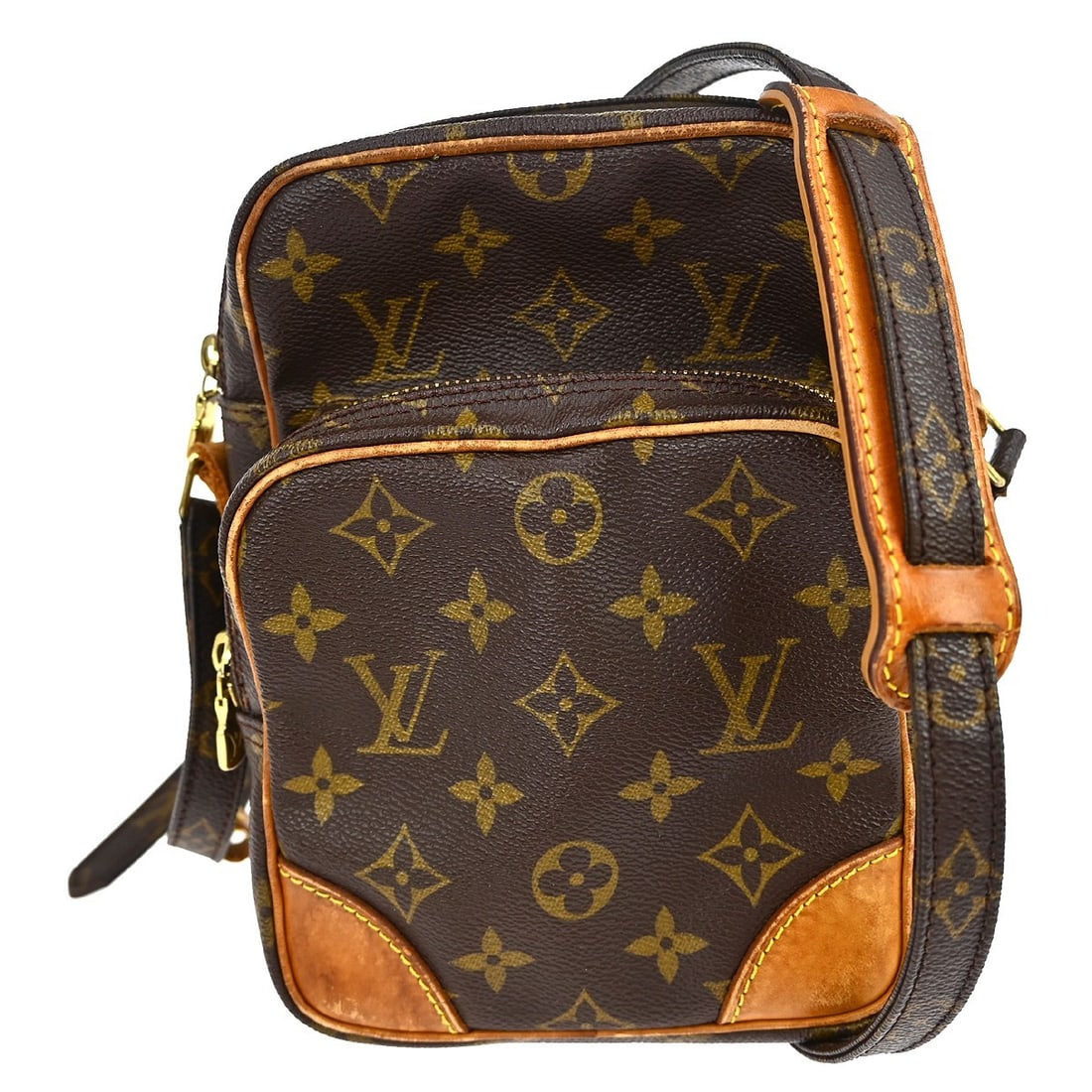 Louis Vuitton Amazone Monogram Canvas Medium Crossbody Bag M45236: Louis Vuitton Amazone Monogram Canvas Medium Crossbody Bag M45236 This Louis Vuitton Amazone crossbody bag features the iconic monogram canvas leather exterior with brown canvas leather strap and brow