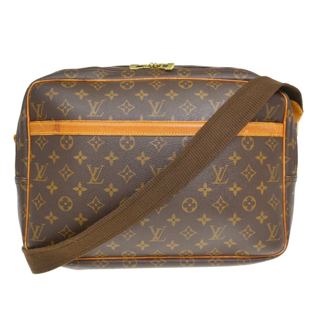 Louis Vuitton Reporter GM Monogram Canvas Shoulder Bag: Louis Vuitton Reporter GM Monogram Canvas Shoulder Bag This Louis Vuitton Reporter GM shoulder bag features the iconic monogram canvas with leather accents and gold-tone hardware. Designed with a medi