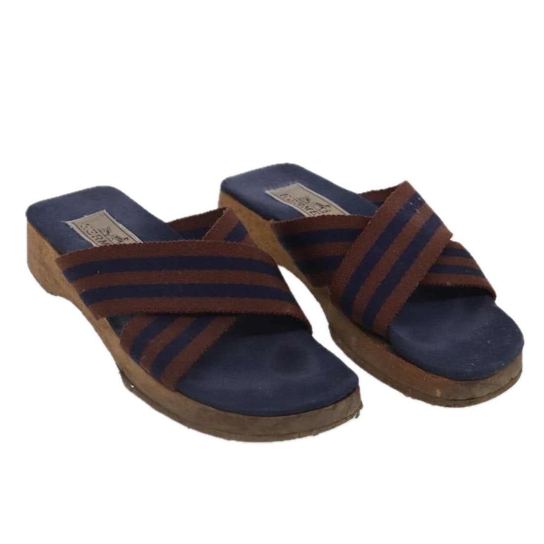 Hermes Women's Canvas Navy and Brown Sandals Size 24cm: Hermes Women's Canvas Navy and Brown Sandals Size 24cm These women's HERMES sandals feature a navy and brown canvas upper, offering a classic and versatile look. Designed with a total length of approx