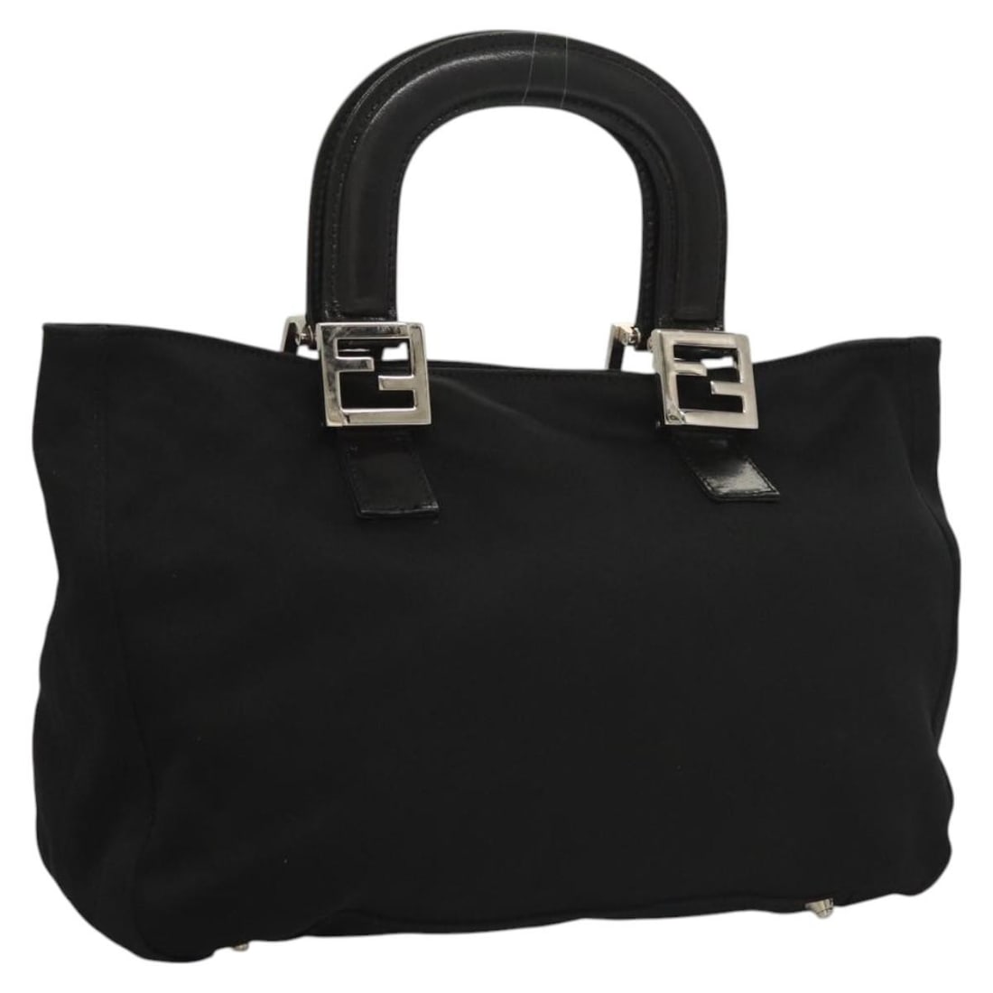 Fendi nylon black silver women s tote with pouch Italy: Fendi nylon black silver women s tote with pouch Italy This FENDI handbag is crafted from durable black nylon with silver accents, offering a stylish and practical accessory for everyday use. Designed