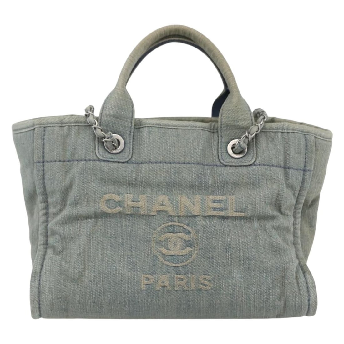 Blue Denim Chanel Deauville NM Tote Bag 32cm x 24cm x 16cm: Blue Denim Chanel Deauville NM Tote Bag 32cm x 24cm x 16cm This Chanel Deauville NM Tote is crafted from blue denim fabric and designed for women. The pre-owned bag measures 32cm x 24cm x 16cm and fea