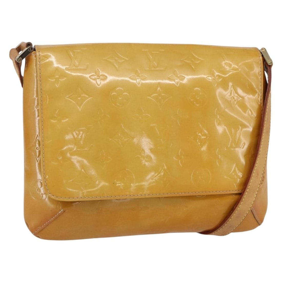Patent Leather Thompson Street Louis Vuitton Handbag Beige: Patent Leather Thompson Street Louis Vuitton Handbag Beige The Louis Vuitton Thompson Street handbag in beige patent leather features the iconic Monogram Vernis design. Crafted in Spain, this pre-owne