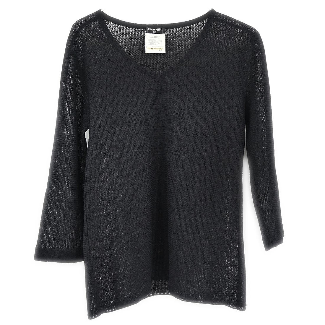 Chanel Vintage Black 3/4 Sleeve V-Neck Top Size #38: Chanel Vintage Black 3/4 Sleeve V-Neck Top Size #38 Elevate your casual wardrobe with this vintage Chanel 3/4 sleeve top. Featuring a flattering V-neckline and crafted from a luxurious blend of 85% wo
