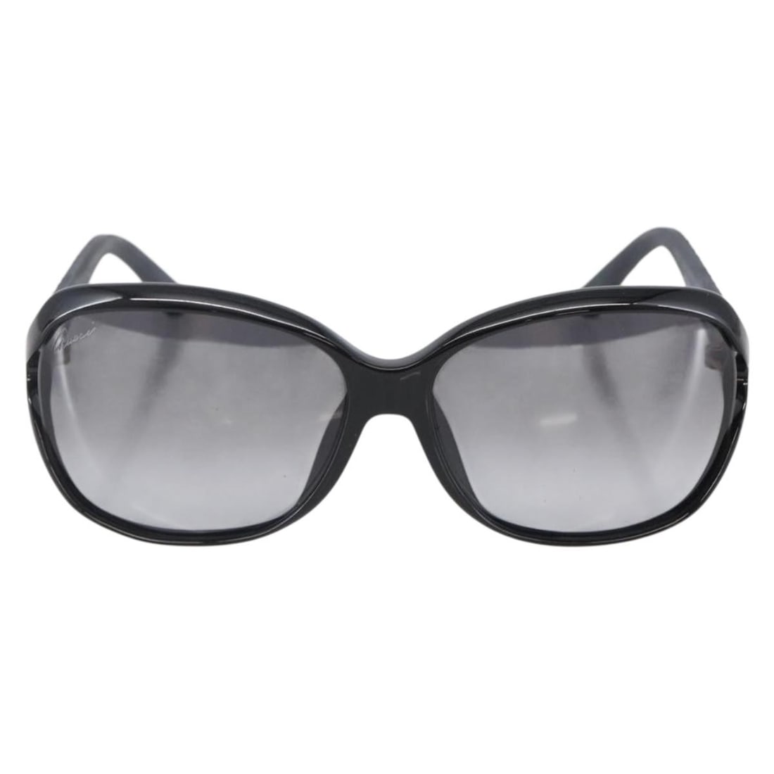 Black Plastic Women's Sunglasses Gucci Interlocking G: Black Plastic Women's Sunglasses Gucci Interlocking G These Gucci Eyewear sunglasses for women feature a black plastic frame with the iconic Interlocking G design. They are crafted in Italy and offer 