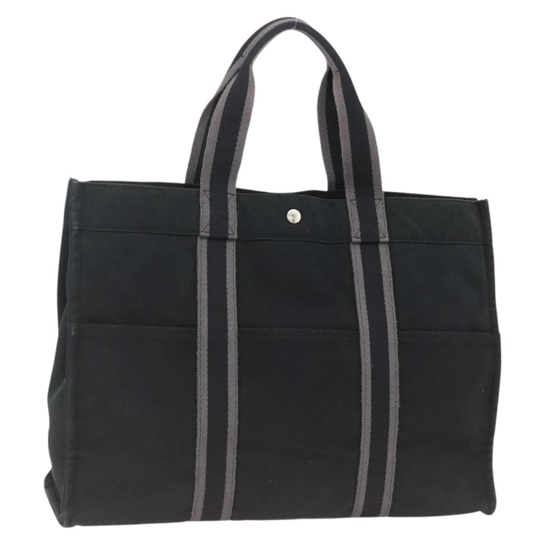 Hermes Fourre Tout GM Canvas Tote Bag Black Silver Hardware France: Hermes Fourre Tout GM Canvas Tote Bag Black Silver Hardware France This Hermes Fourre Tout GM handbag is crafted from black canvas with silver-tone accents. Designed for women, it features dual handle